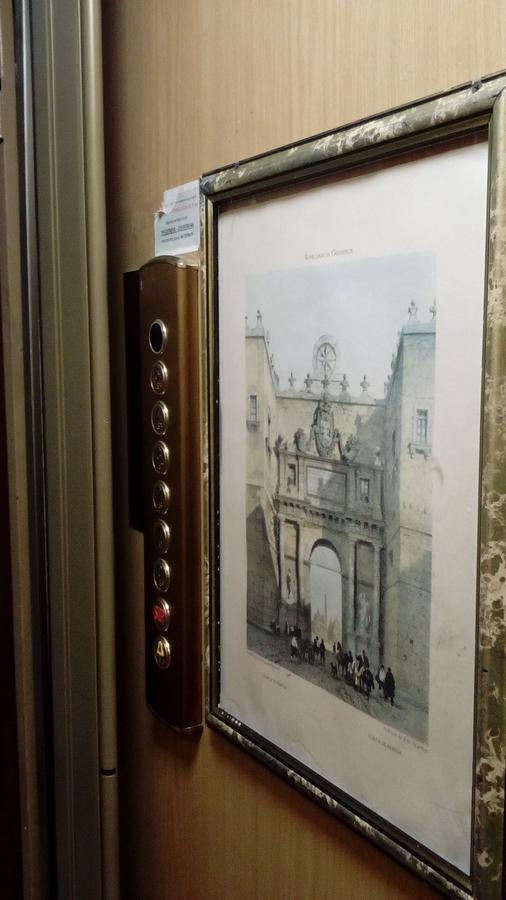 Palestro Guest House 247 ローマ エクステリア 写真